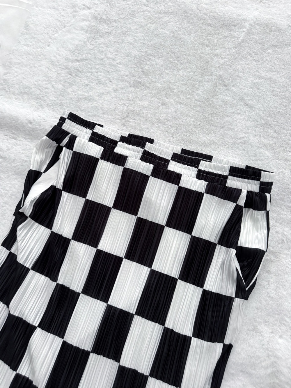 Dressed In Lala Santorini Midi Maxi Plisse Skirt in Black White Check - Picture 9 of 14
